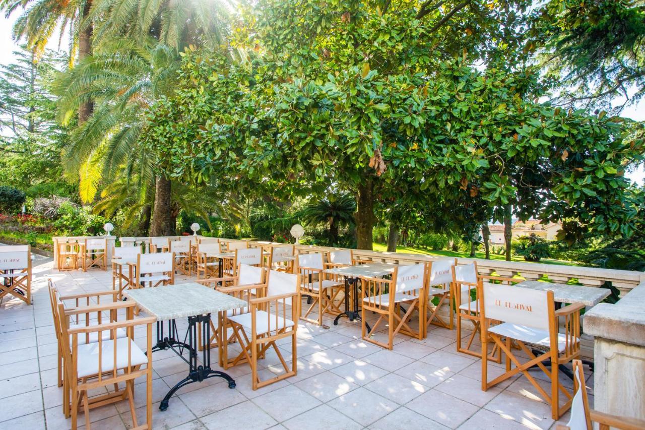 Hotel Les Tourelles Sainte-Maxime Bagian luar foto
